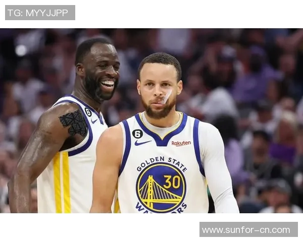 勇士队与活塞队激战正酣NBA直播精彩瞬间回顾与分析