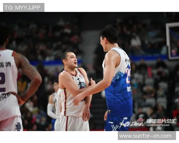 江苏同曦迎战新疆篮球队全力争胜精彩对决即将上演