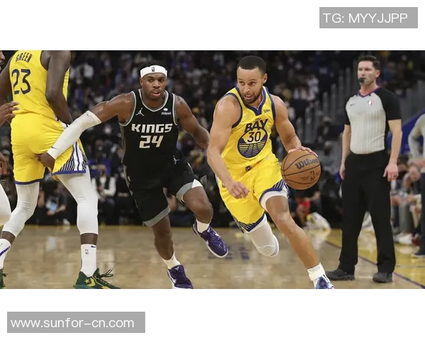 湖人对决快船腾讯体育直播分析与精彩回顾 湖人对决快船腾讯体育直播分析与精彩回顾