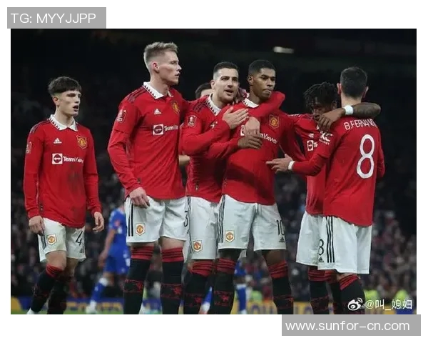 米尔顿与卢顿的激烈对决揭示了英超联赛的竞争魅力与战术博弈 米尔顿与卢顿的激烈对决揭示了英超联赛的竞争魅力与战术博弈