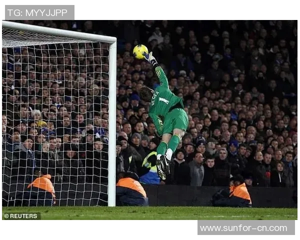 诺伊尔重伤无缘本赛季拜仁紧急求援德赫亚补位