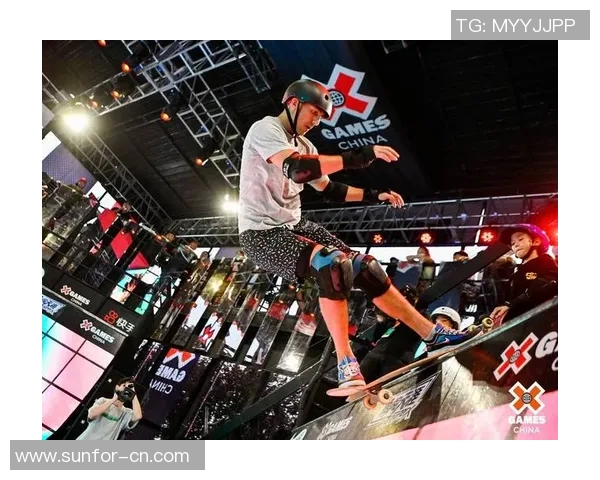 重庆极限运动队在世界滑板锦标赛中的团队协作表现深度解析与点评 重庆极限运动队在世界滑板锦标赛中的团队协作表现深度解析与点评