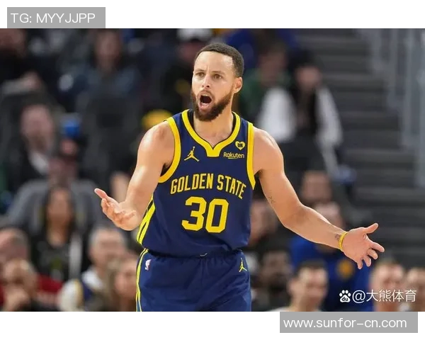 雷霆勇士激战11月30日精彩对决回顾与赛后分析 雷霆勇士激战11月30日精彩对决回顾与赛后分析